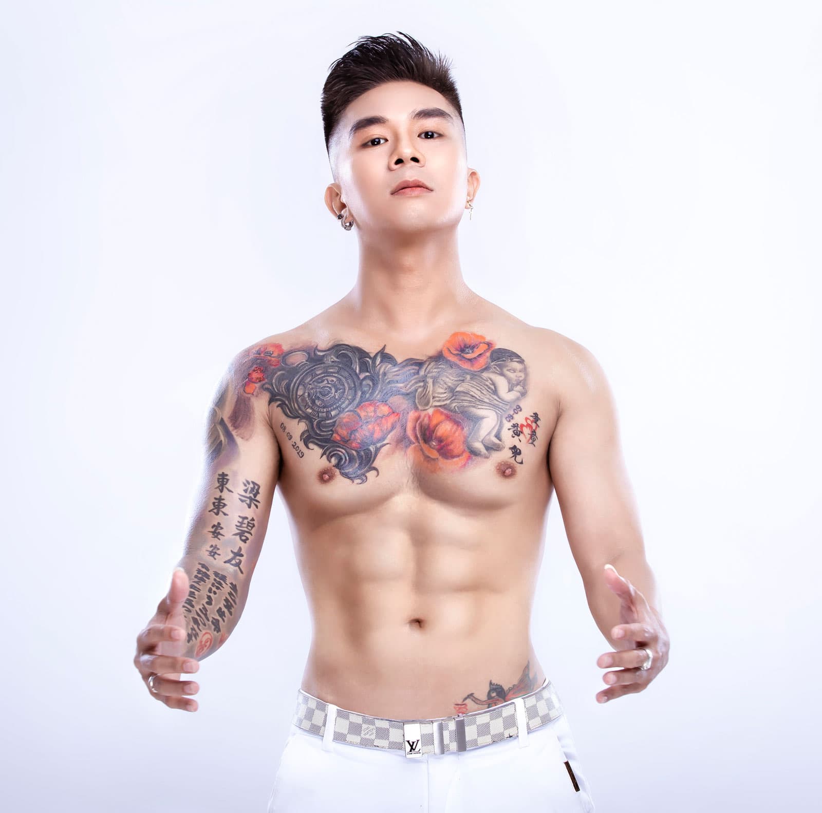 Ca sĩ Khánh Đơn